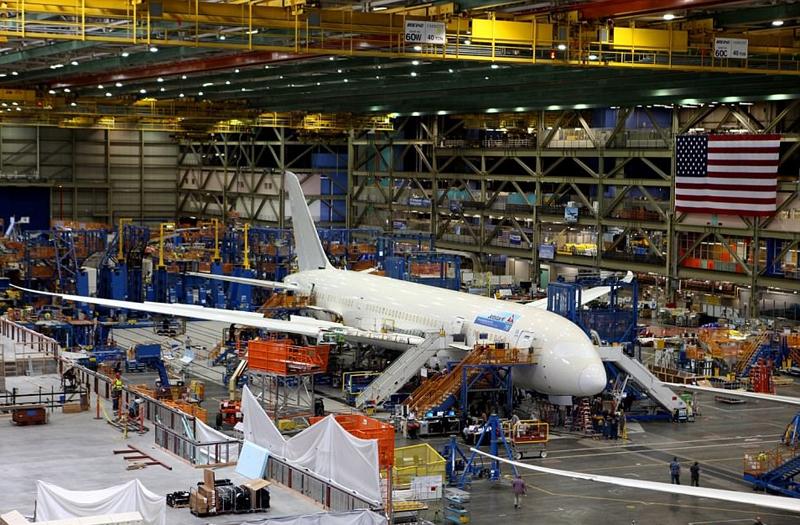 世界最大的飞机车间西雅图飞机工厂:占地50个足球场